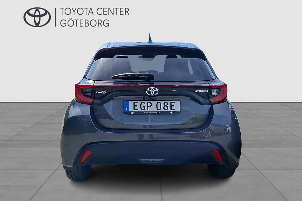 Vehicle Image 7