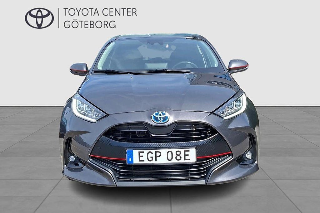 Vehicle Image 8