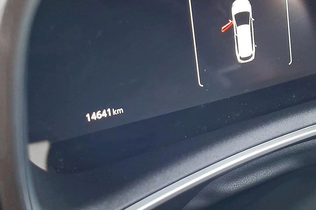 Vehicle Image 13