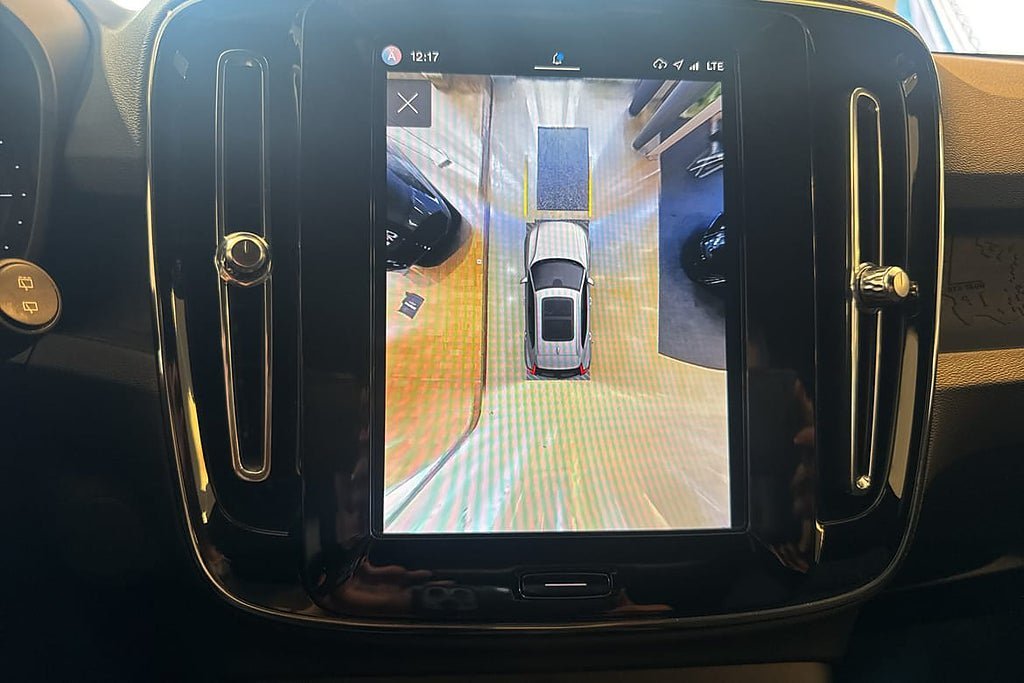 Vehicle Image 36