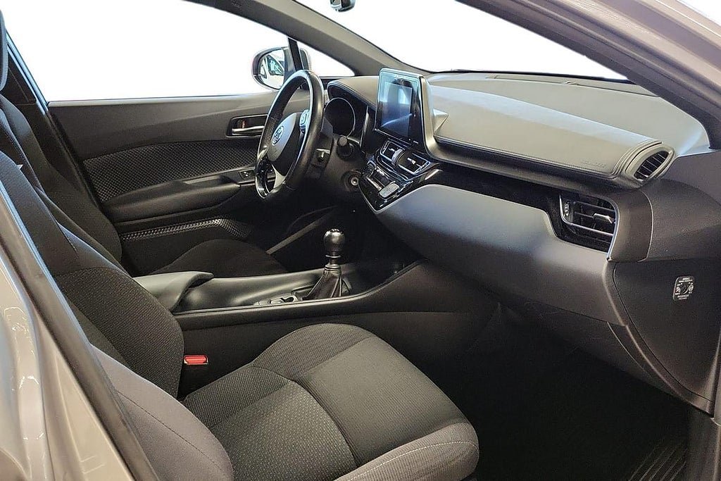 Vehicle Image 7