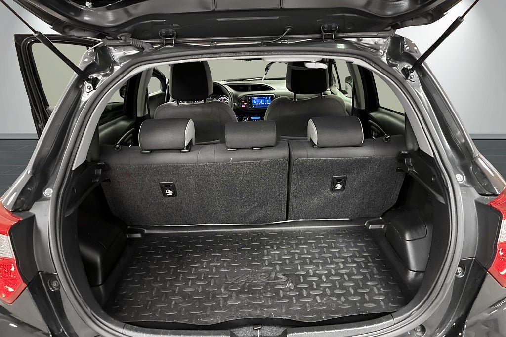Vehicle Image 17