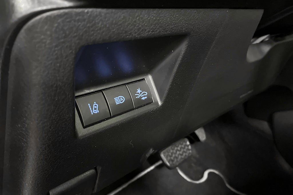 Vehicle Image 24
