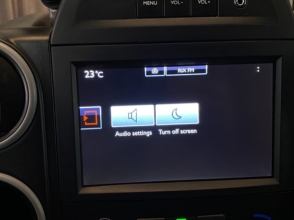 Vehicle Image 35