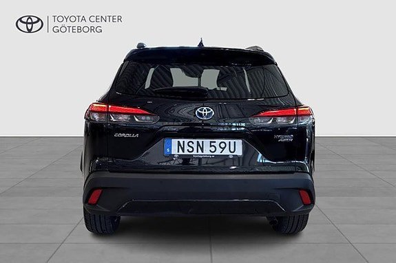 Vehicle Image 6