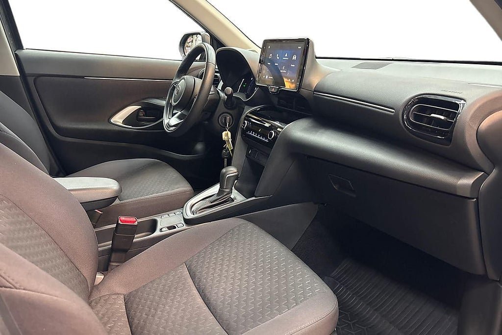 Vehicle Image 7