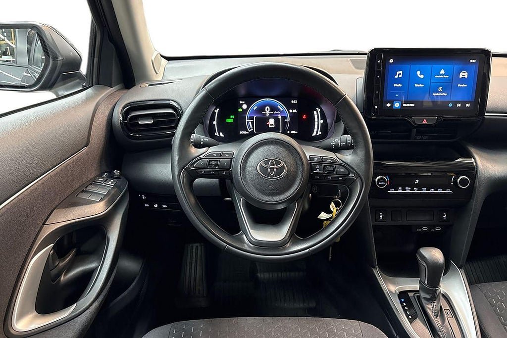 Vehicle Image 11