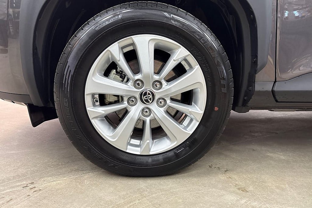 Vehicle Image 17