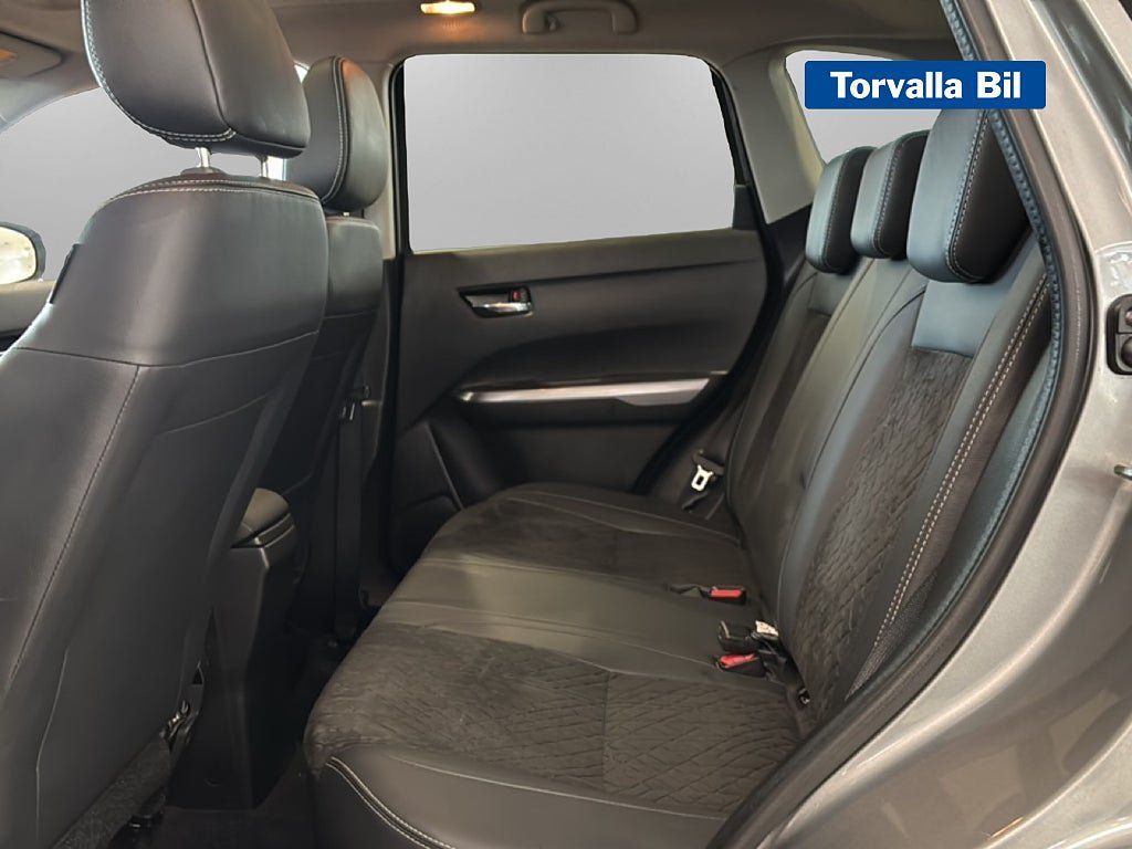 Vehicle Image 9