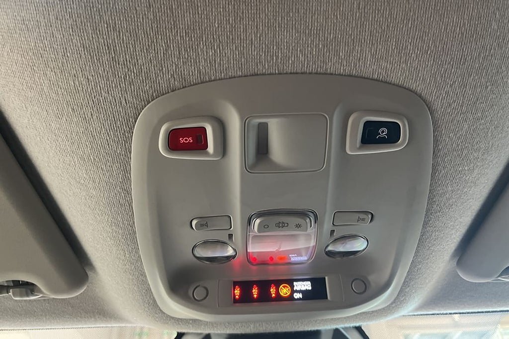 Vehicle Image 14