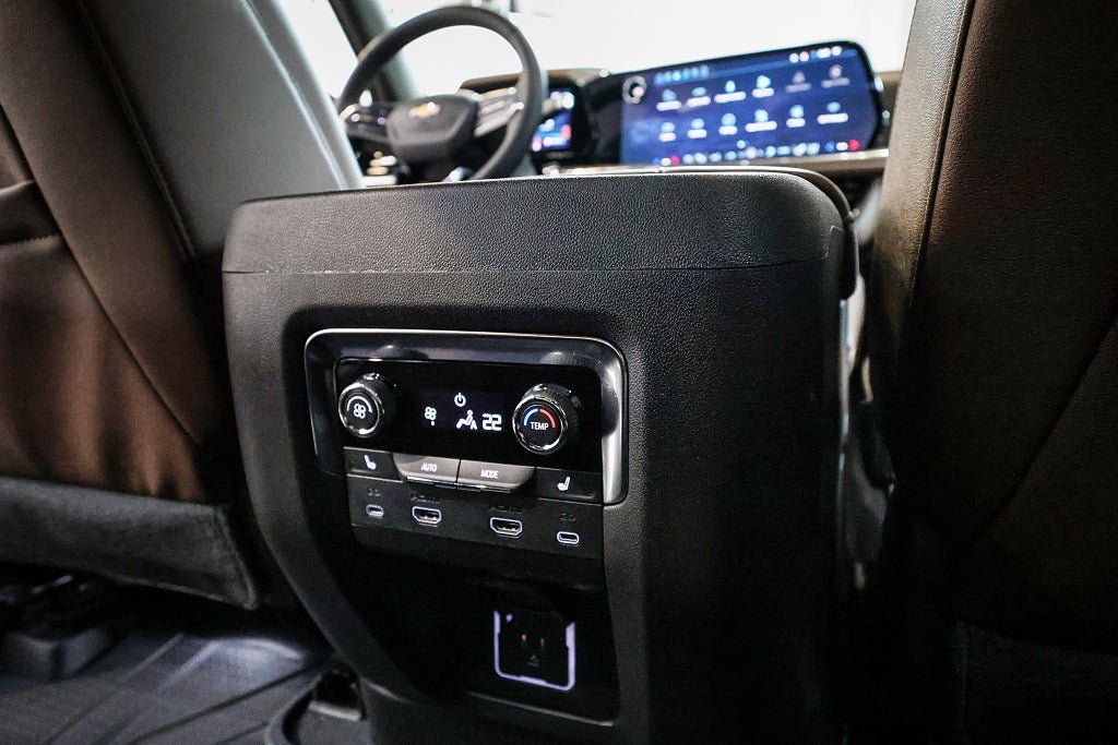 Vehicle Image 30