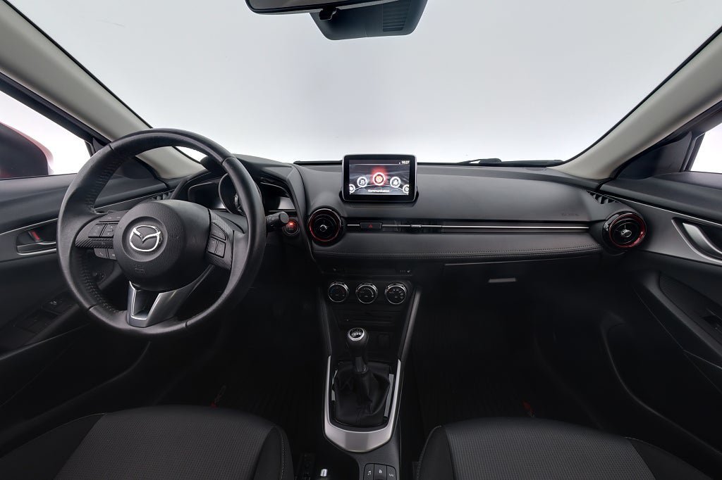 Vehicle Image 12