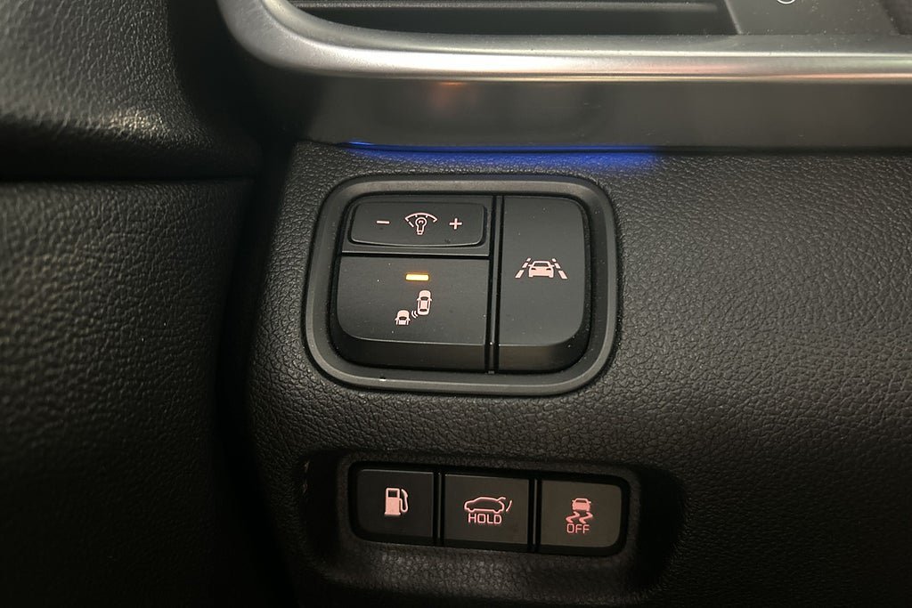 Vehicle Image 28