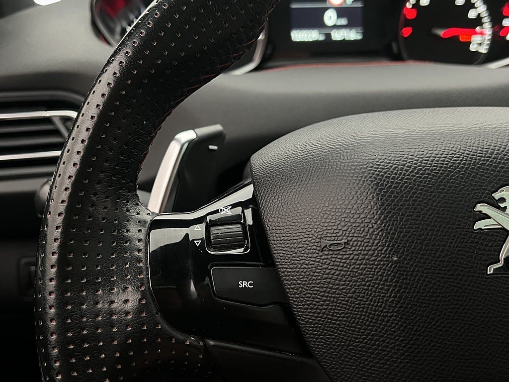 Vehicle Image 29