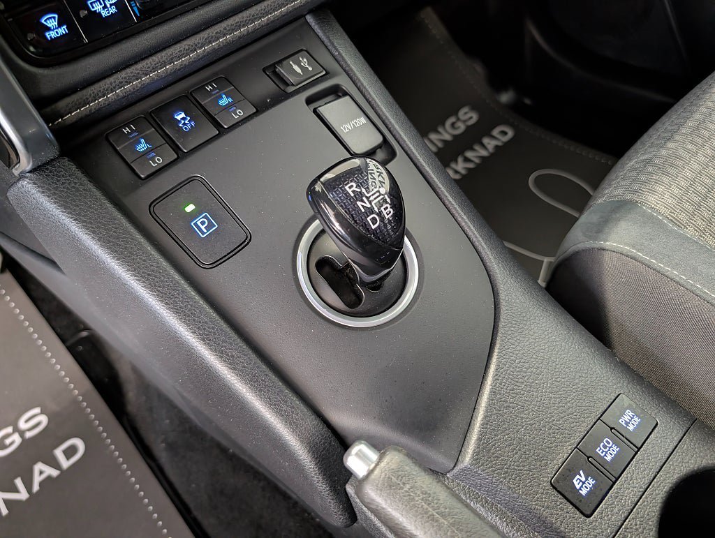 Vehicle Image 12