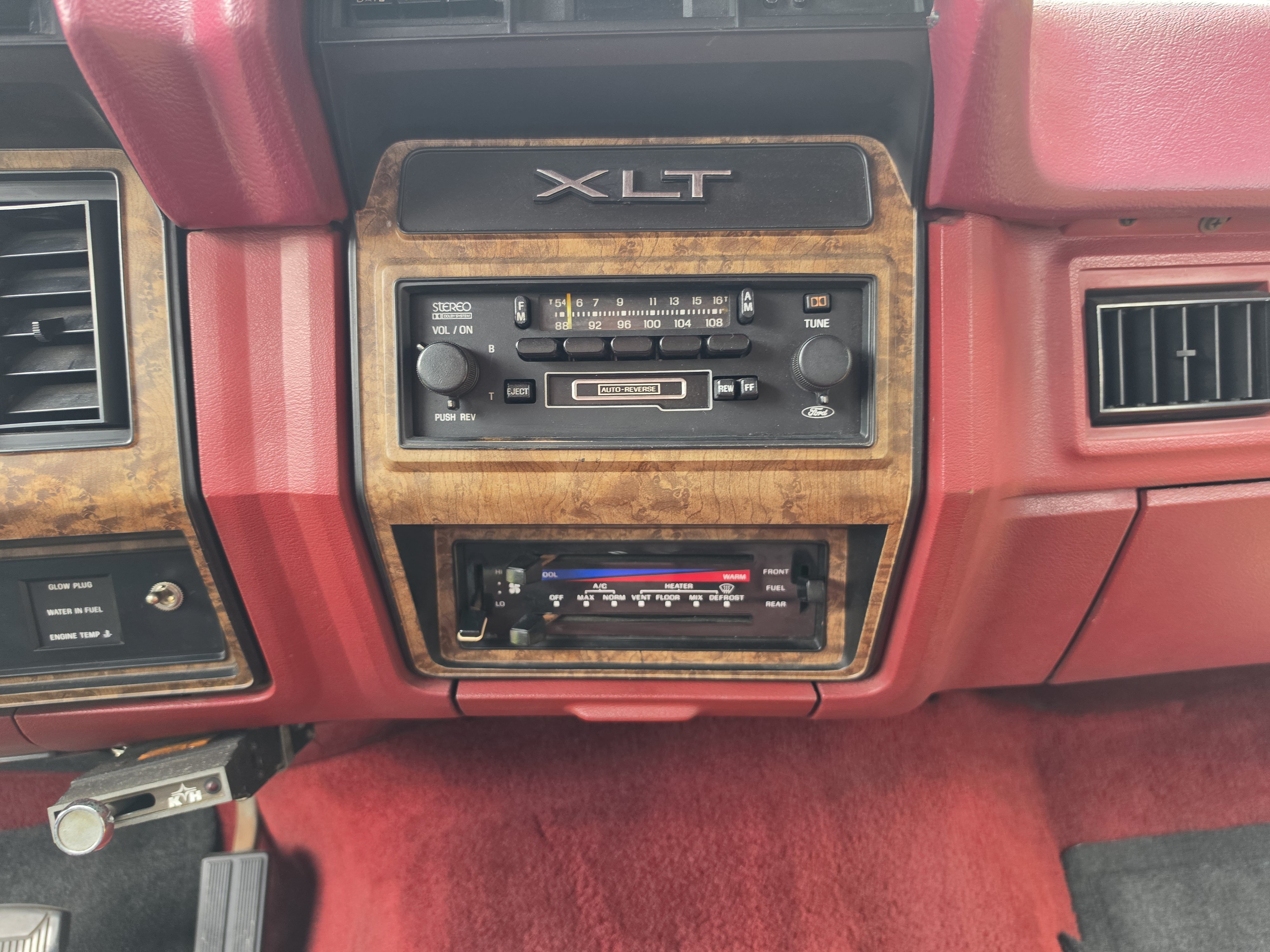 Vehicle Image 35