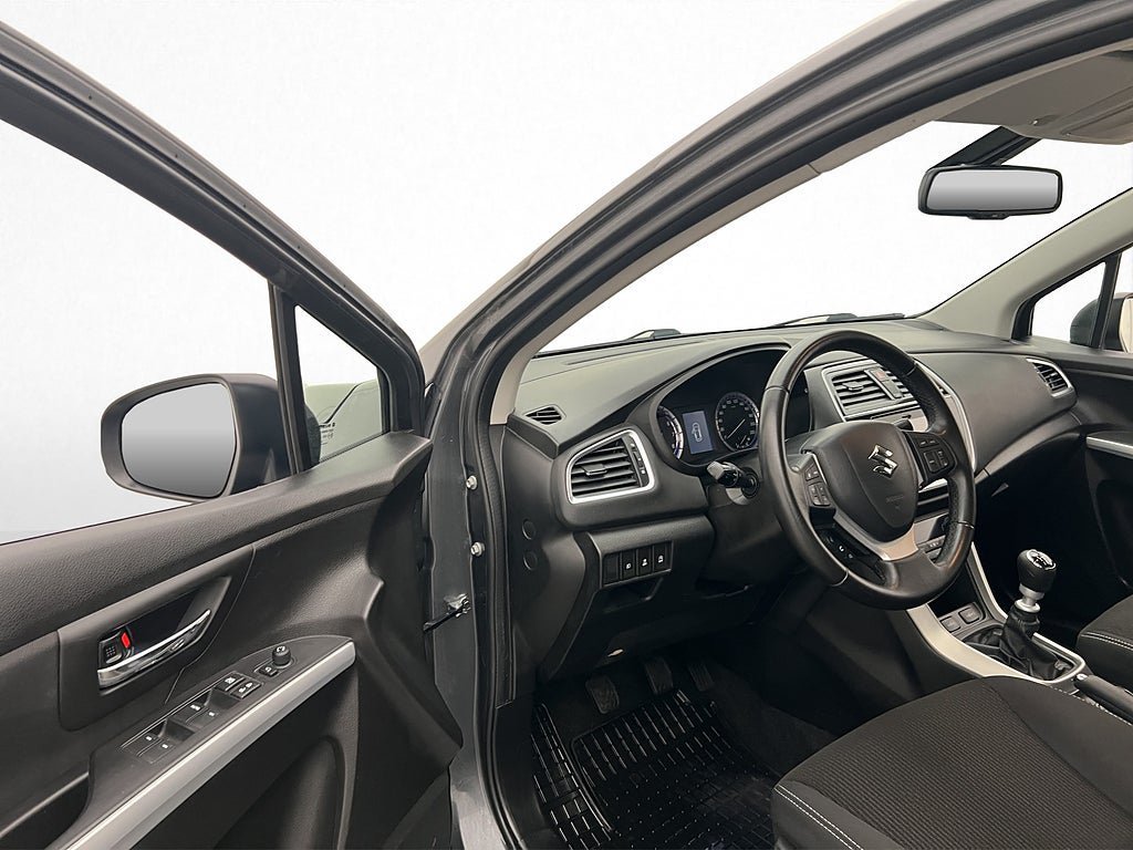 Vehicle Image 10
