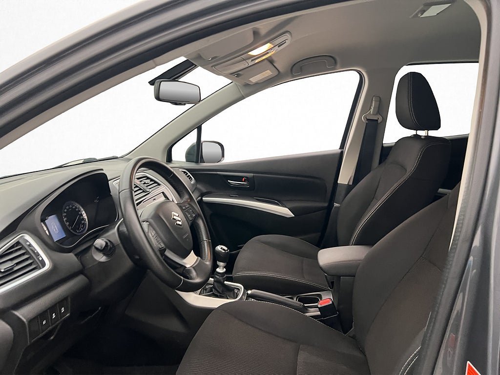 Vehicle Image 11