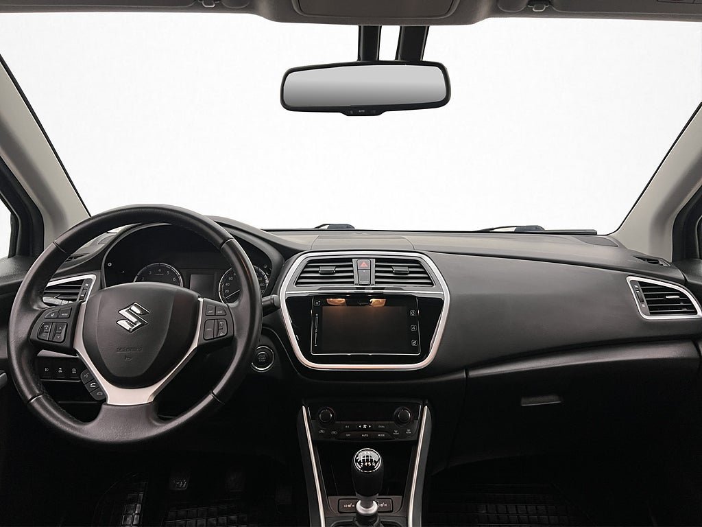 Vehicle Image 12