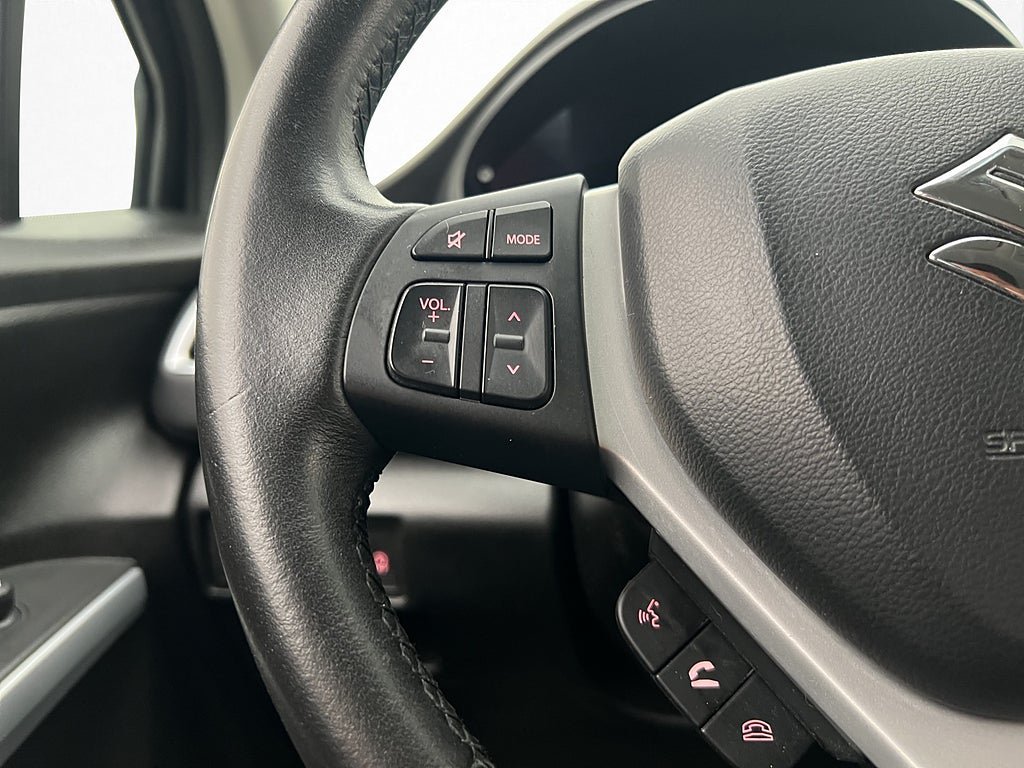Vehicle Image 14