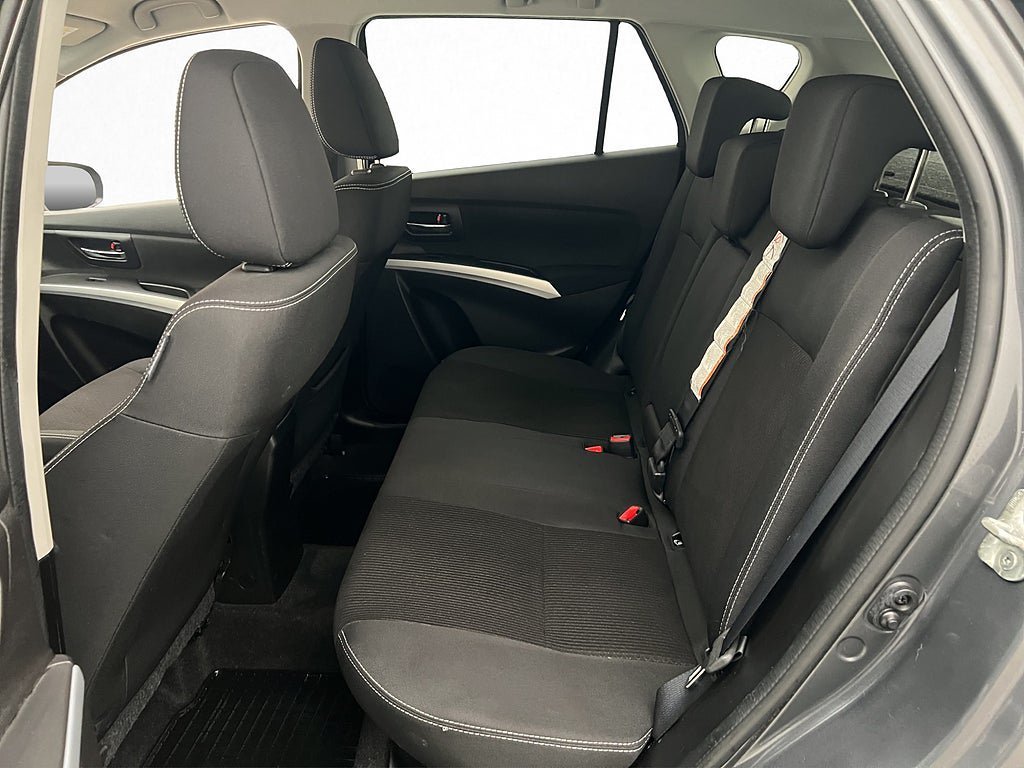 Vehicle Image 21