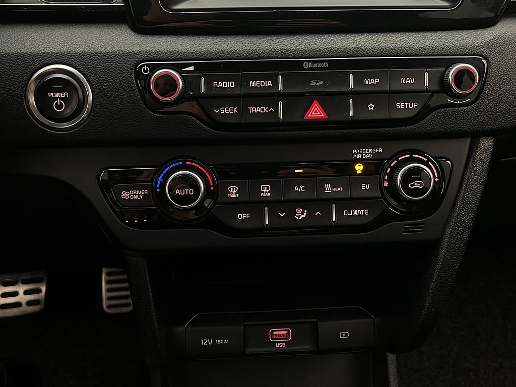Vehicle Image 24