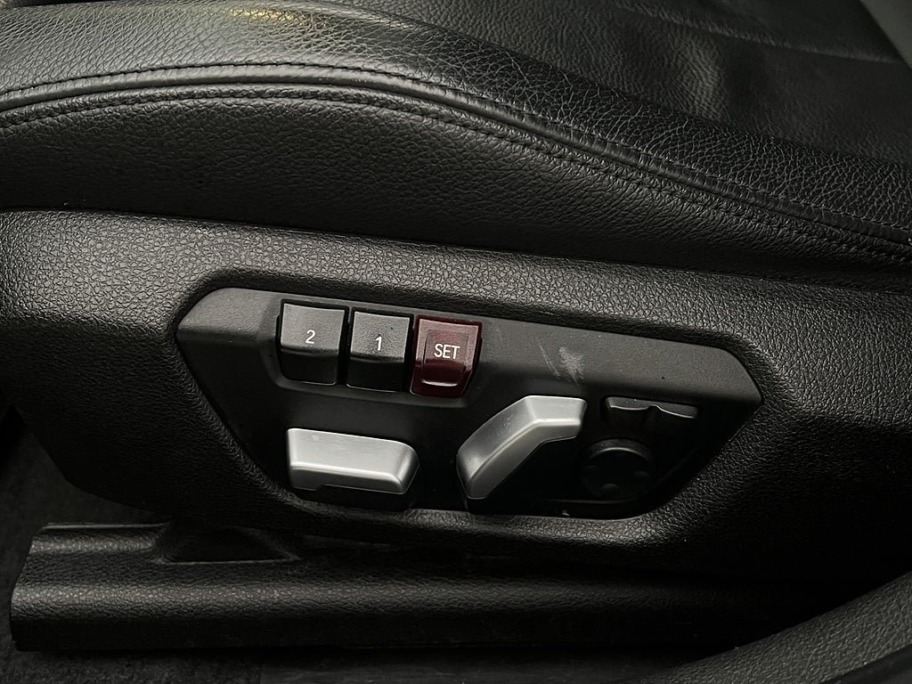 Vehicle Image 26