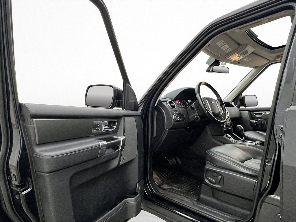Vehicle Image 11