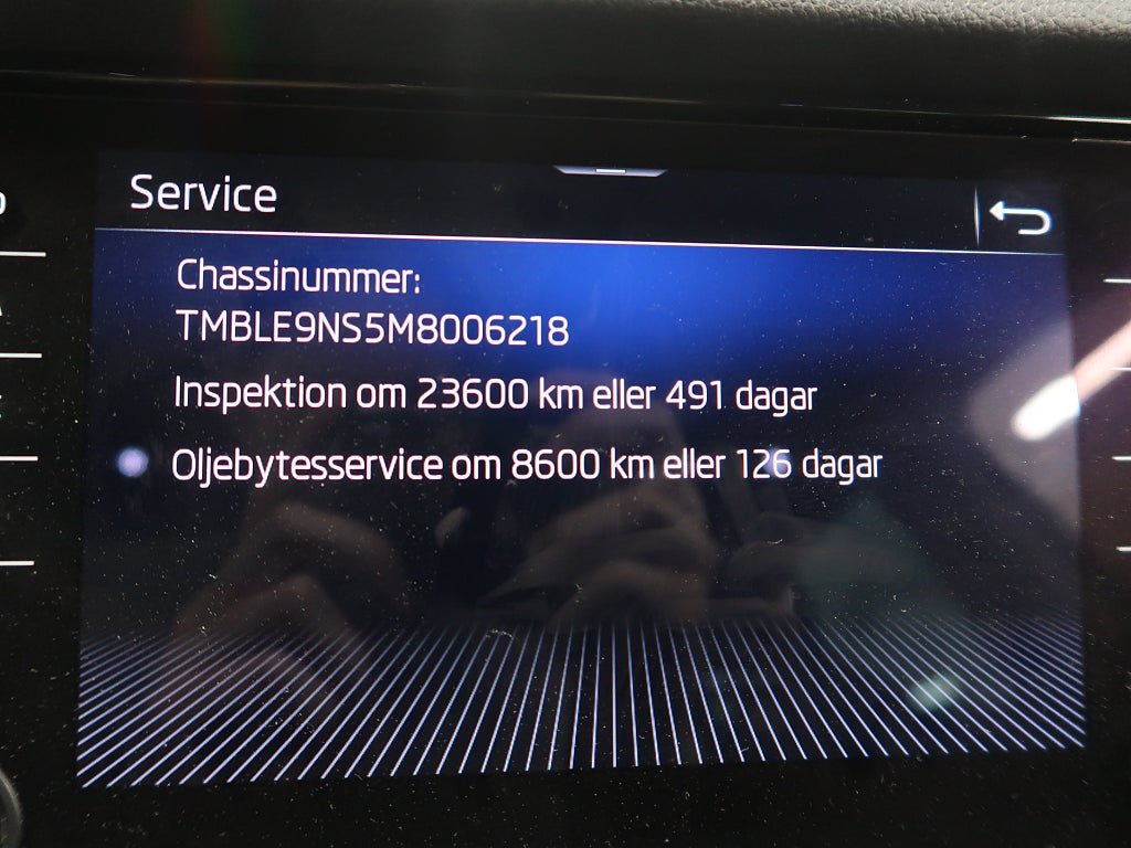 Vehicle Image 23