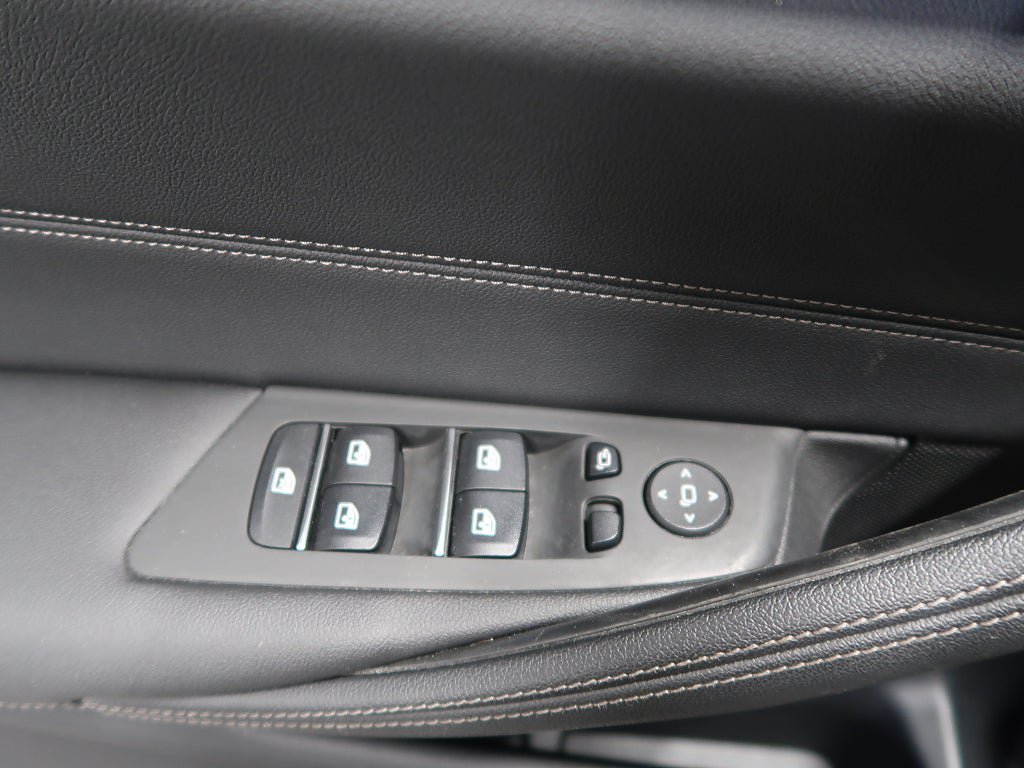 Vehicle Image 37
