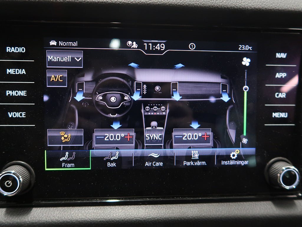 Vehicle Image 32