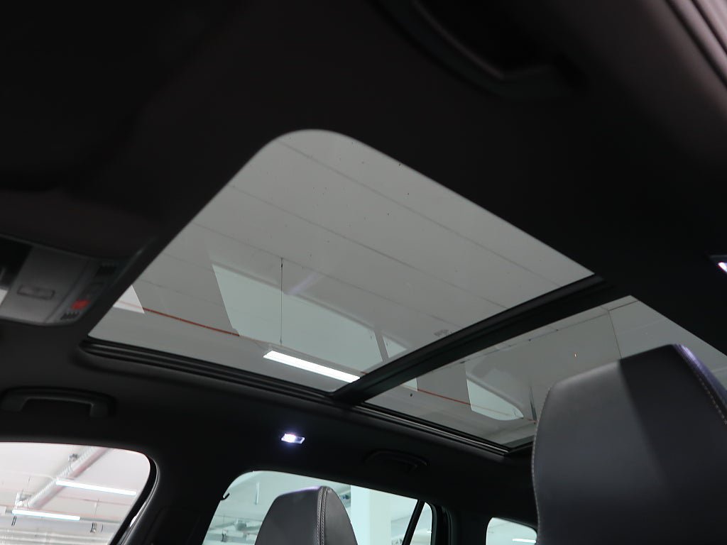 Vehicle Image 37