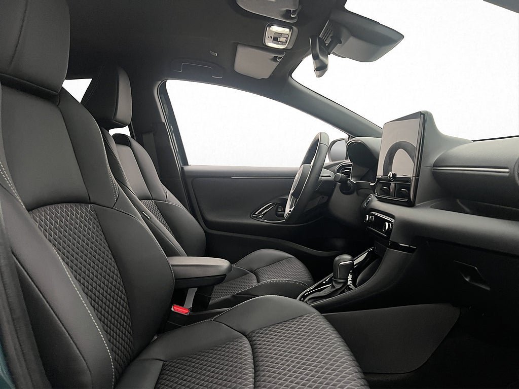 Vehicle Image 9