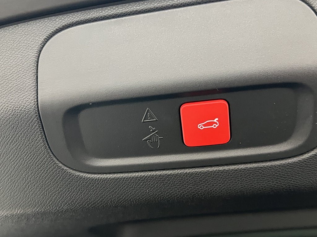 Vehicle Image 29