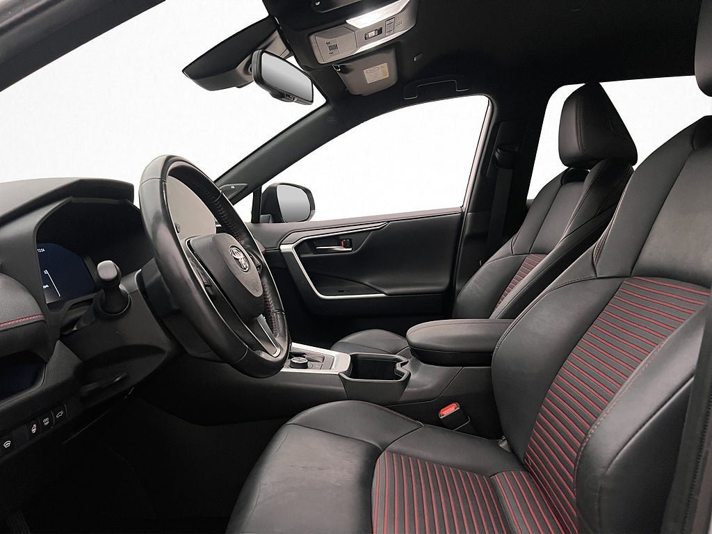 Vehicle Image 14