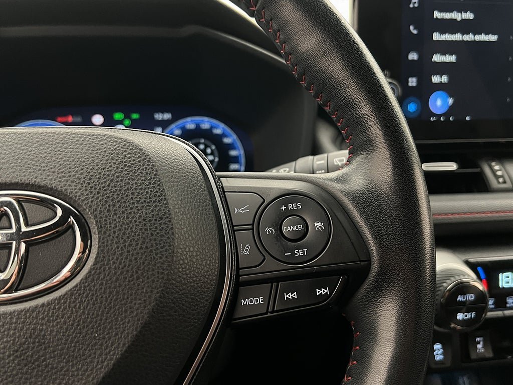 Vehicle Image 22