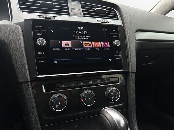 Vehicle Image 15