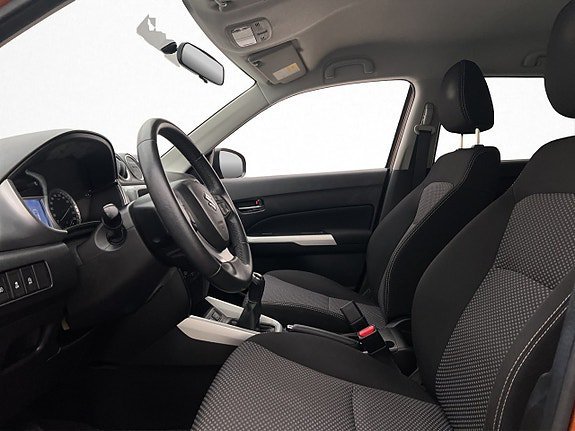 Vehicle Image 10