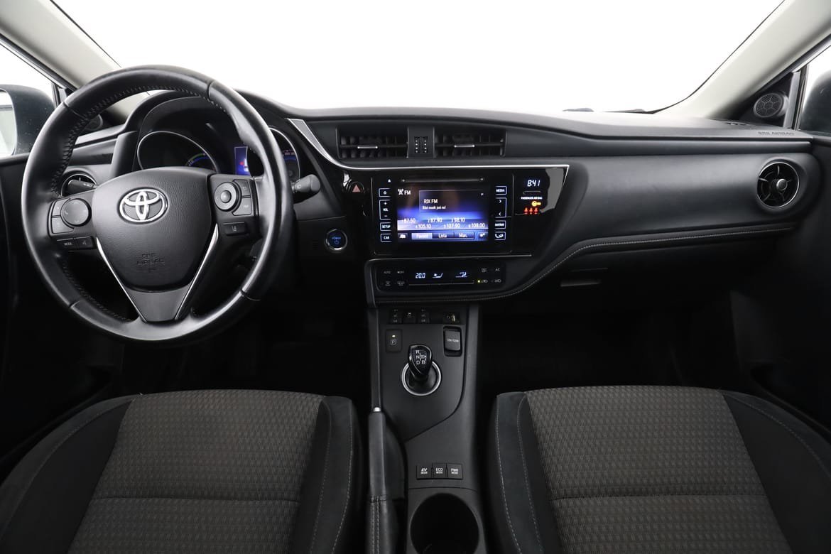 Vehicle Image 13