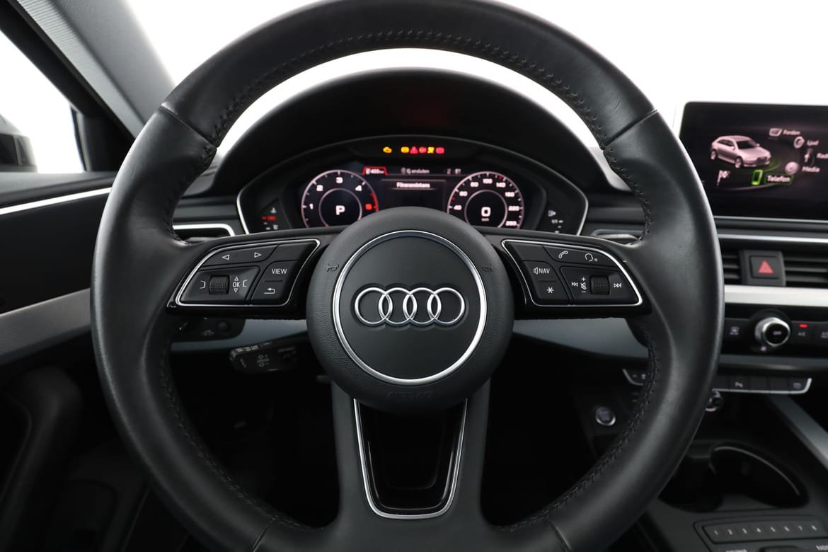 Vehicle Image 19