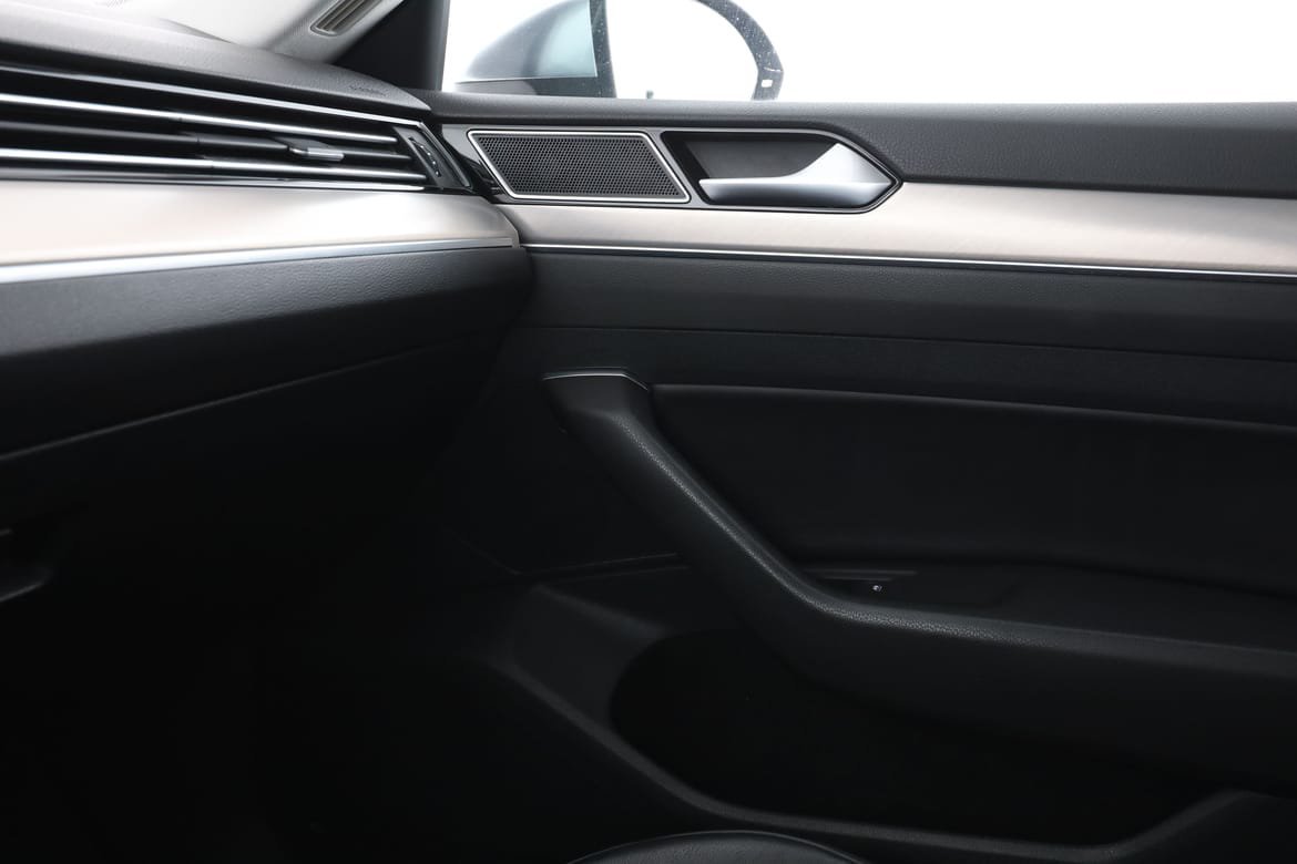 Vehicle Image 33