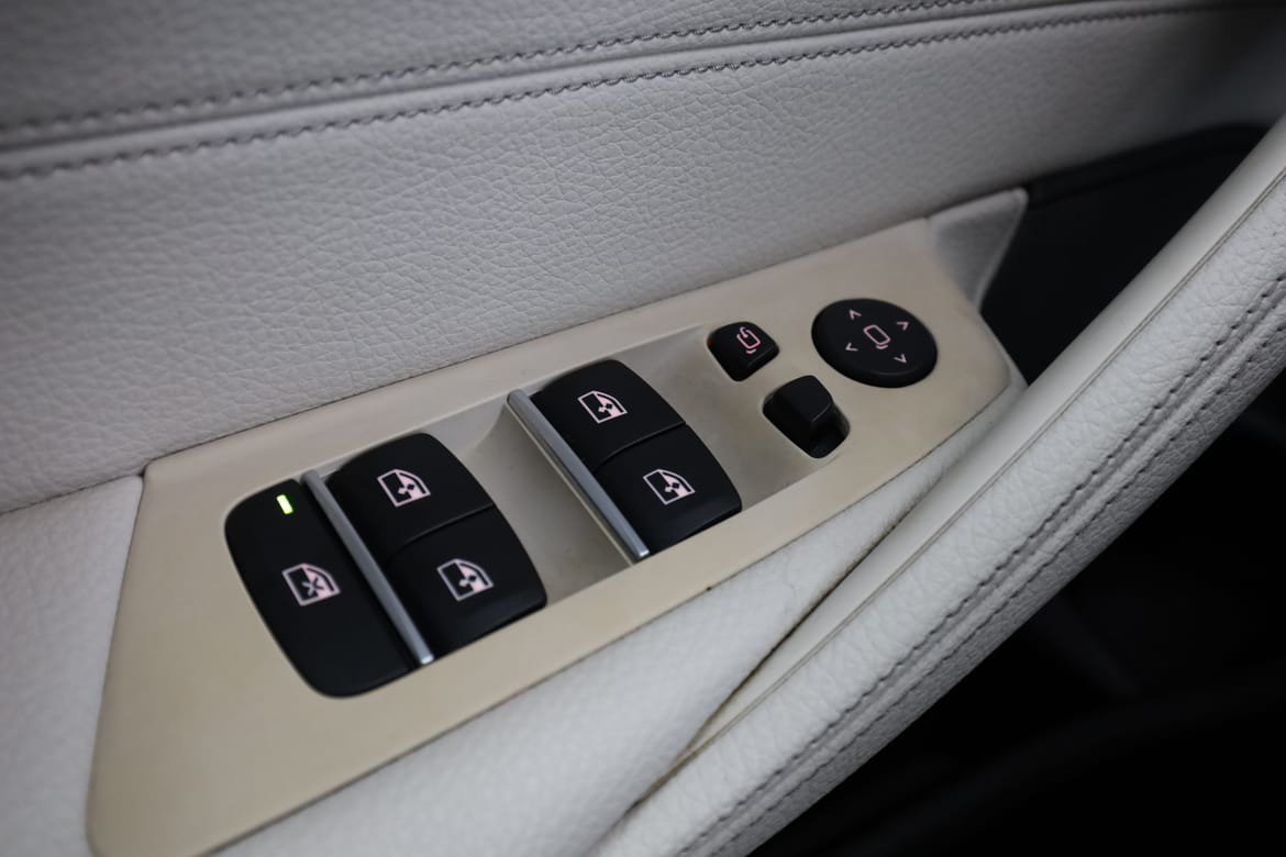 Vehicle Image 40