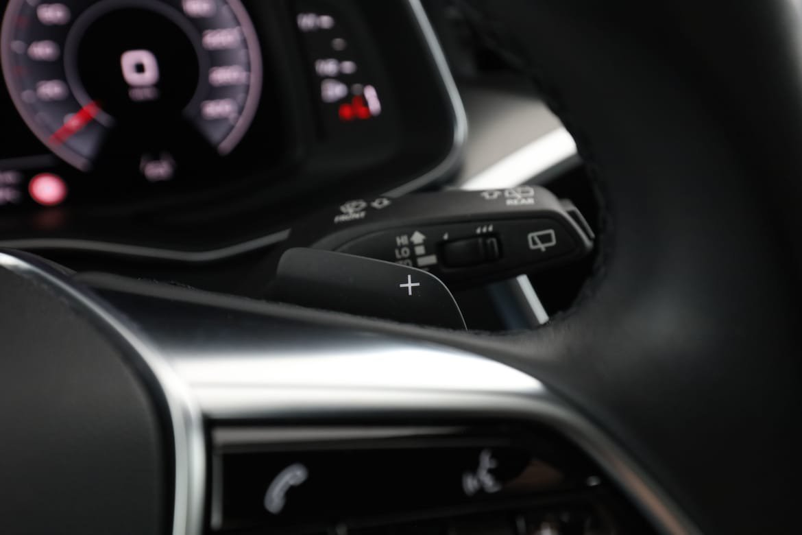 Vehicle Image 37