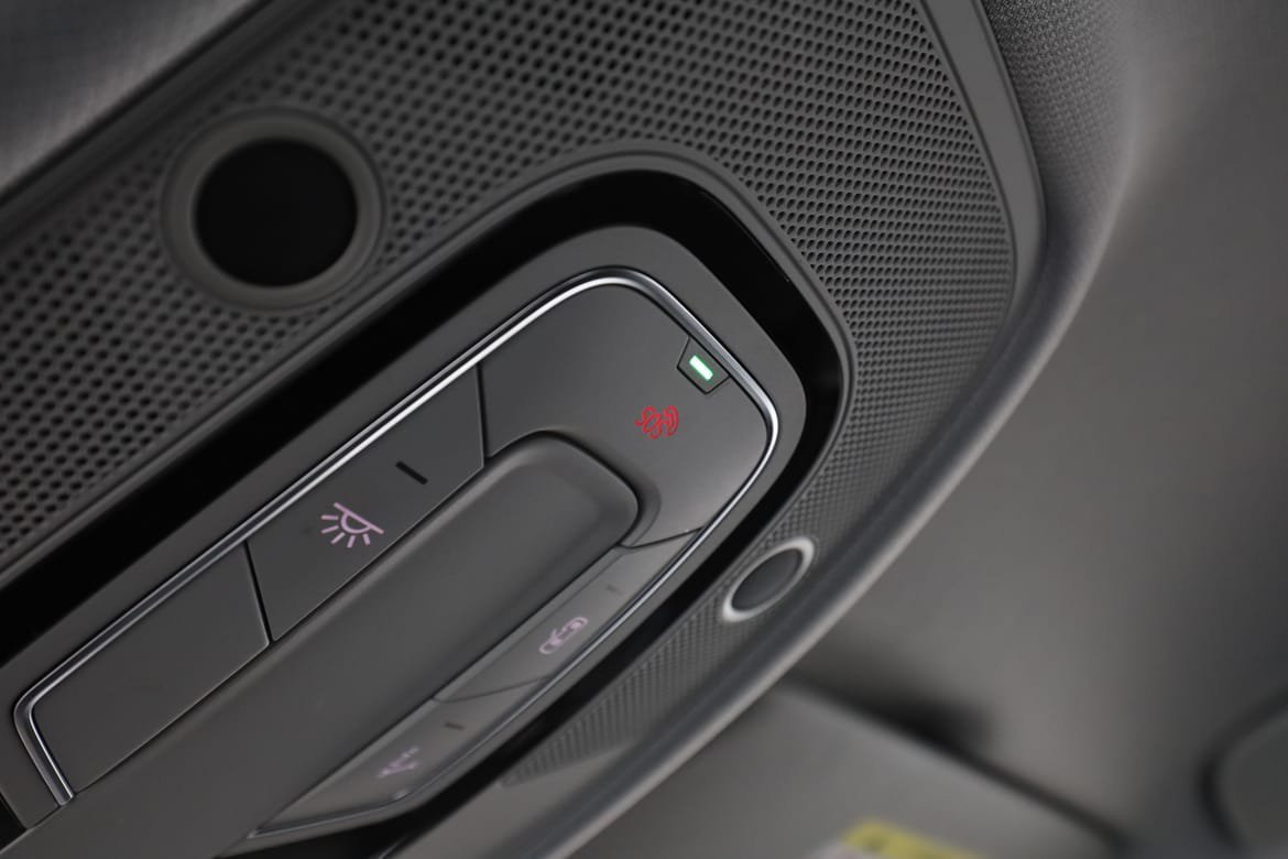 Vehicle Image 35