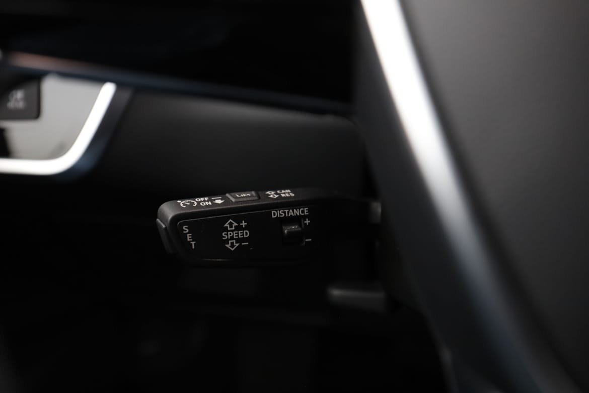 Vehicle Image 39