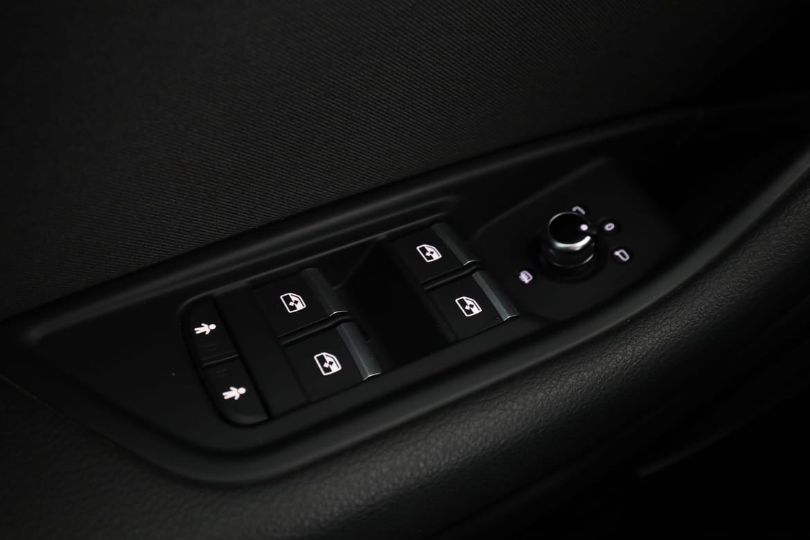 Vehicle Image 40