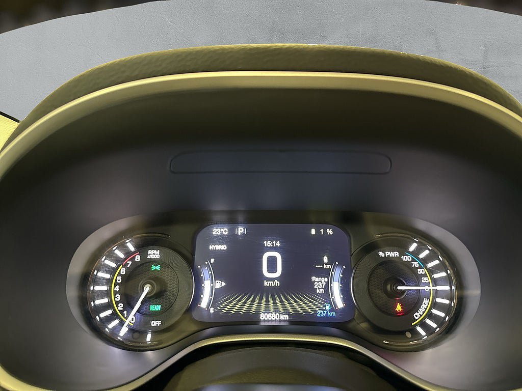 Vehicle Image 15
