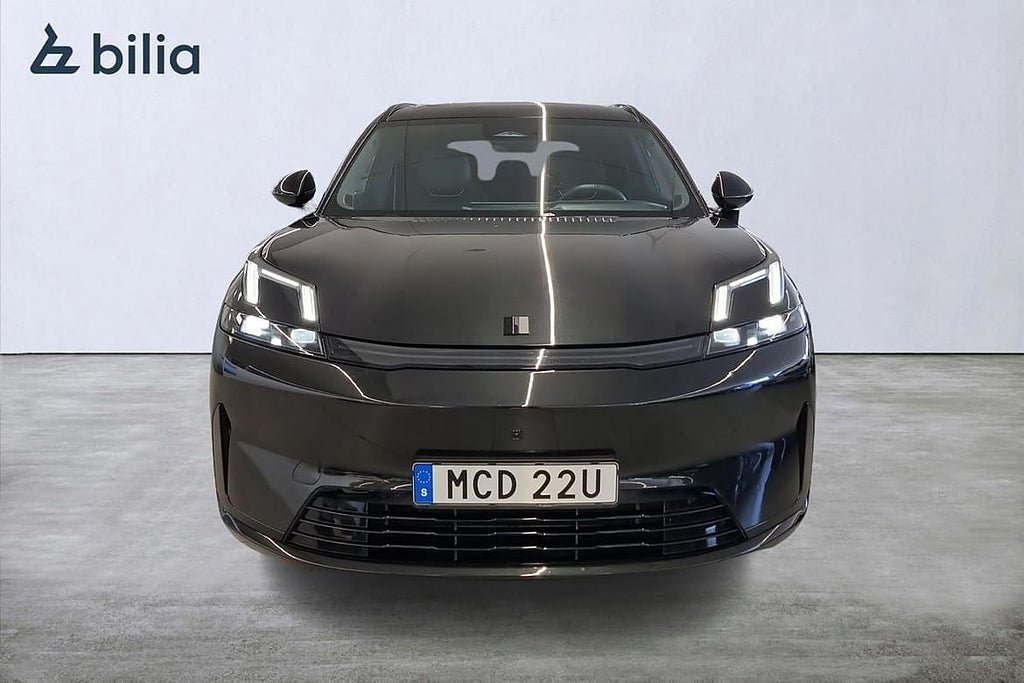 Vehicle Image 6