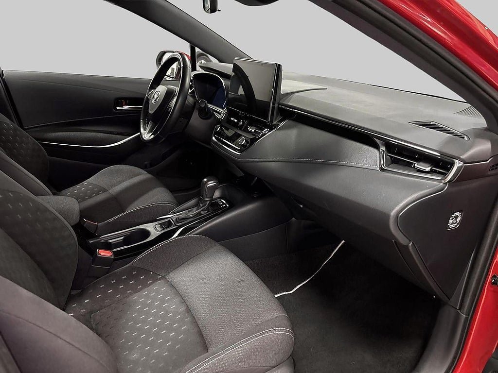 Vehicle Image 10