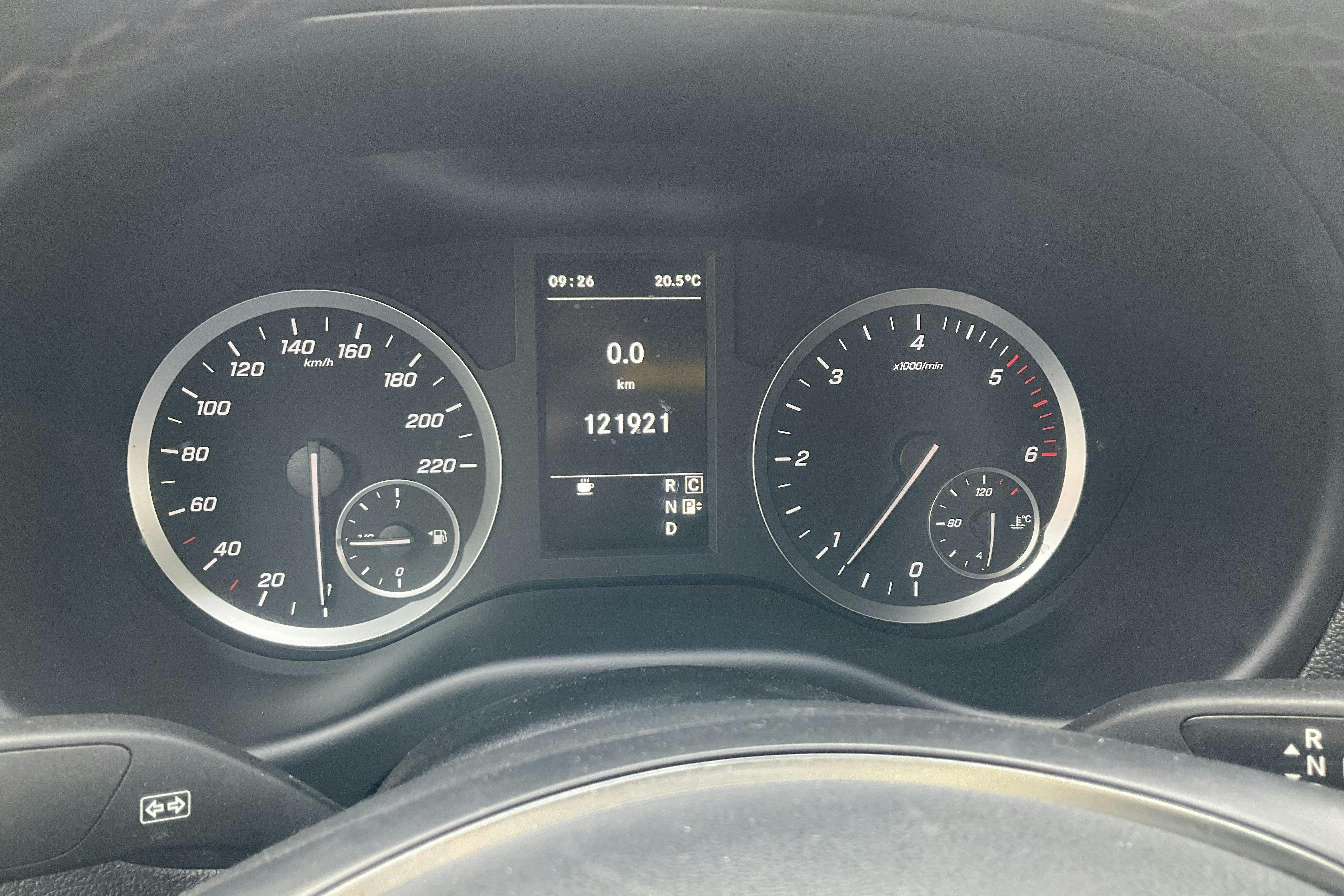Vehicle Image 9
